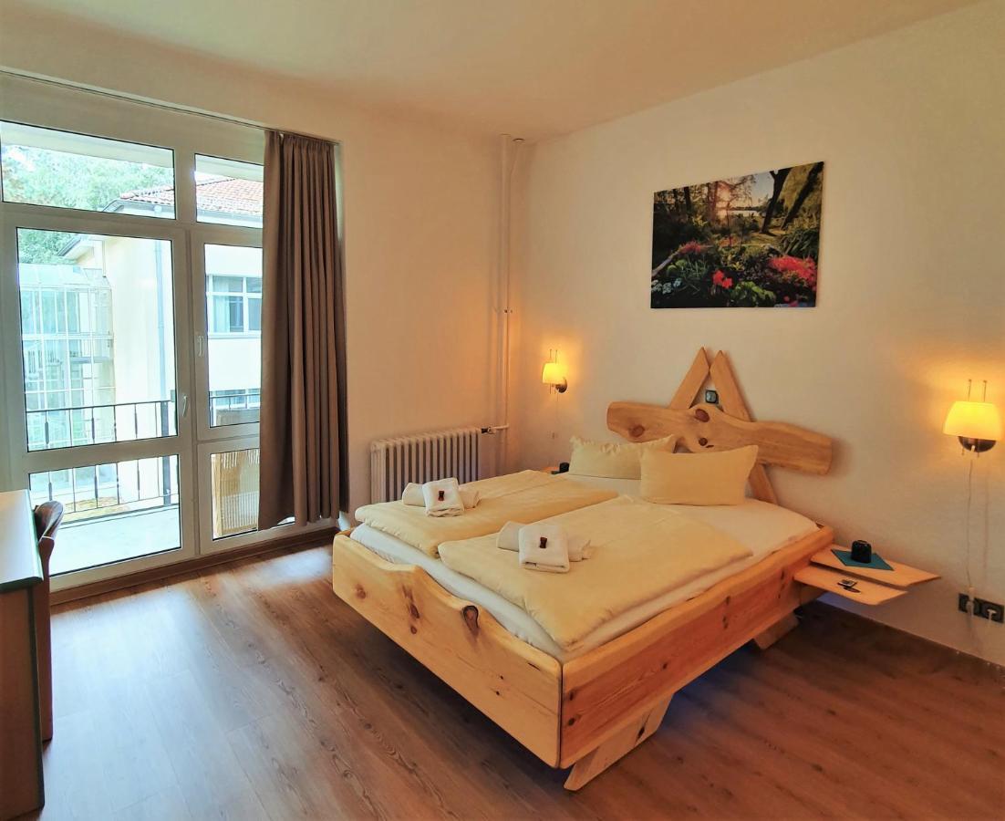 Waldhotel Am See Berlin-Schmoeckwitz