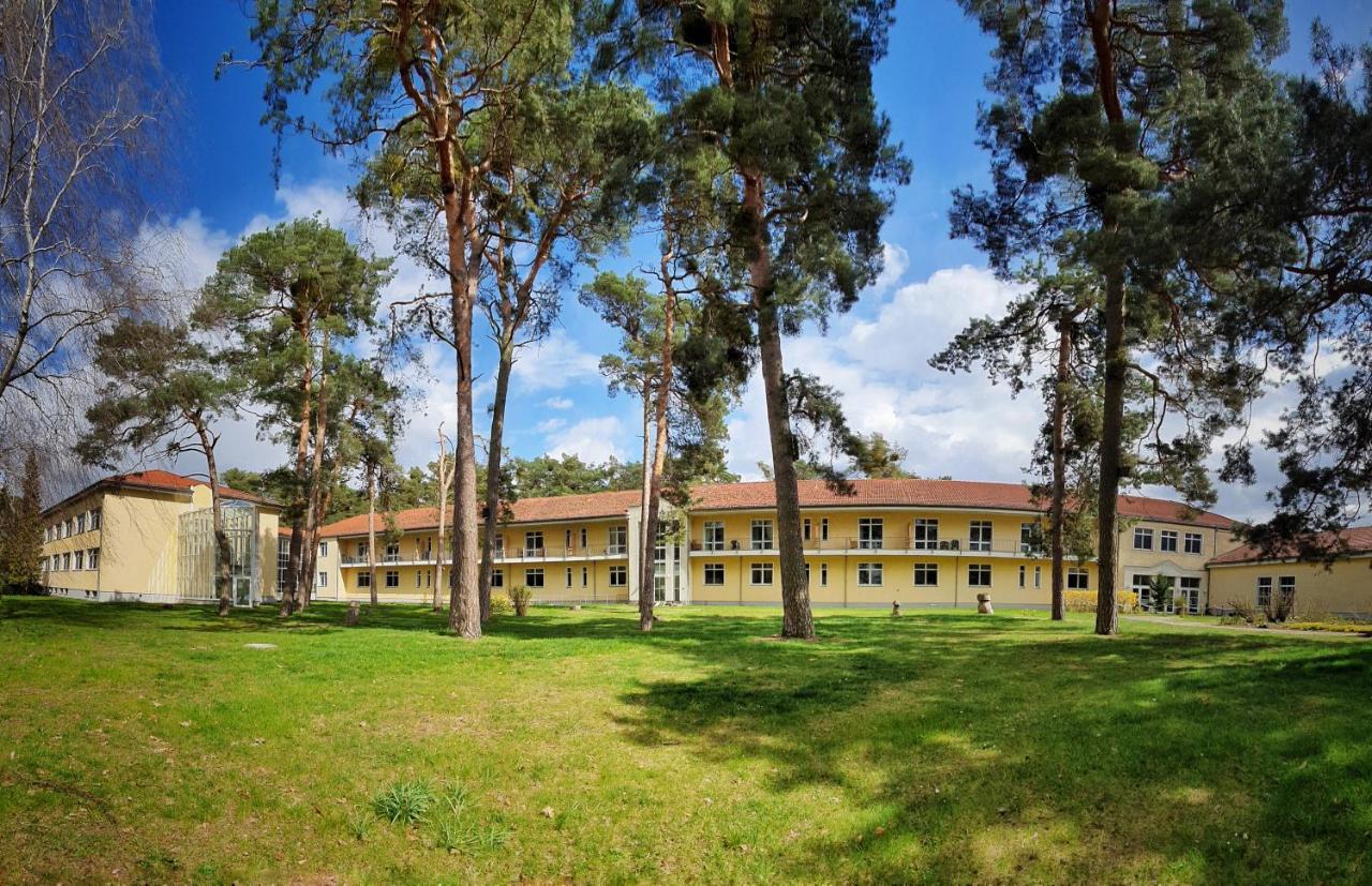 Waldhotel Am See Berlin-Schmoeckwitz 3*