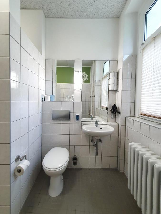Hotel Waldhotel Am See Berlin-Schmoeckwitz 3*
