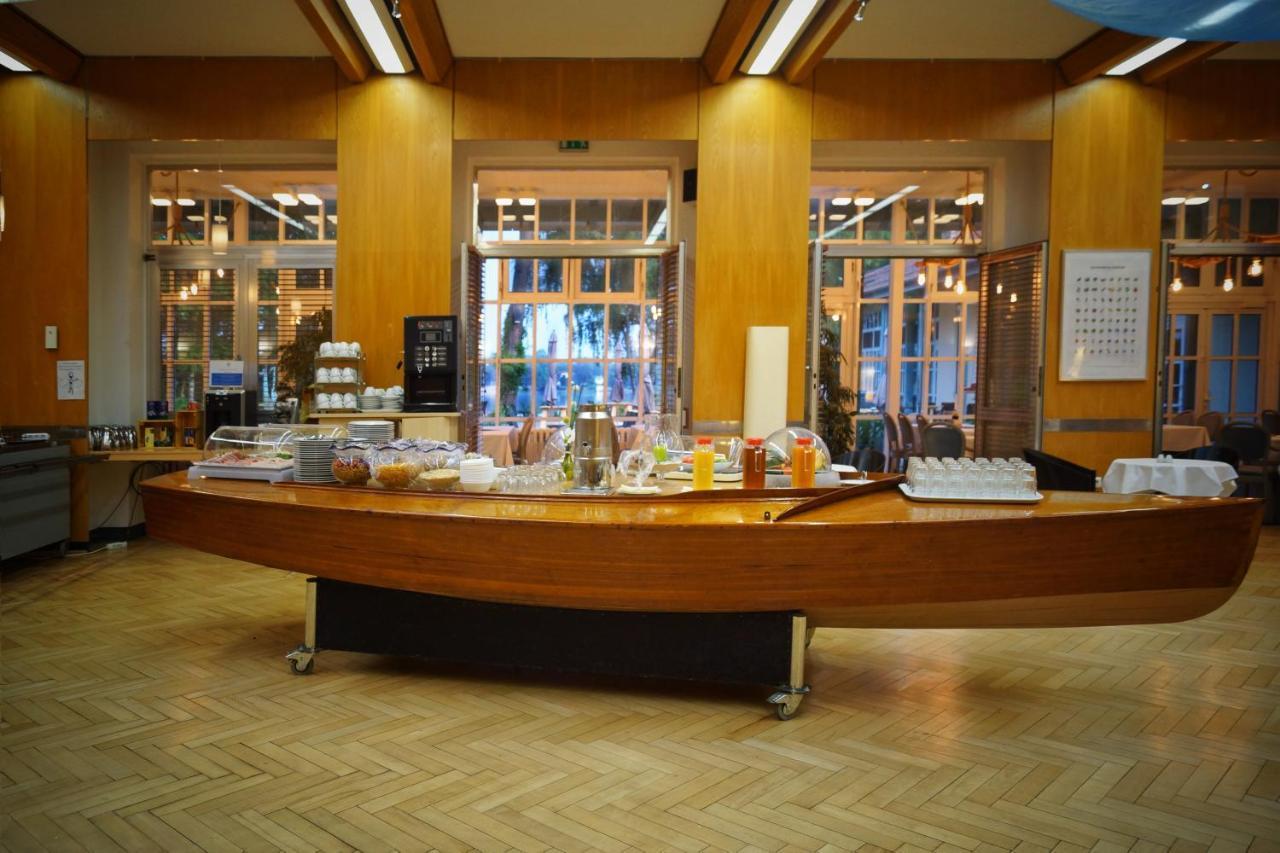 Waldhotel Am See Berlin-Schmoeckwitz Hotel 3*