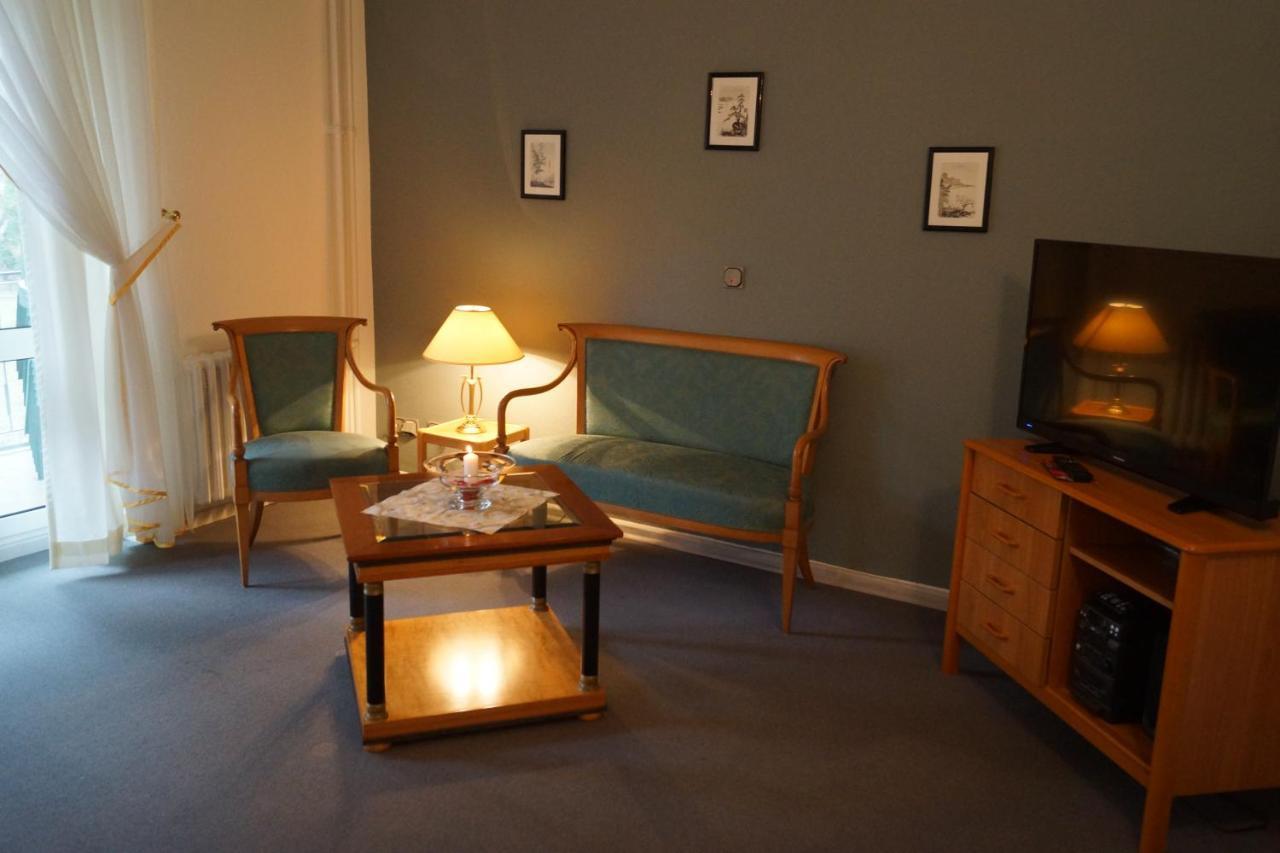 Waldhotel Am See Berlin-Schmoeckwitz Hotel 3*
