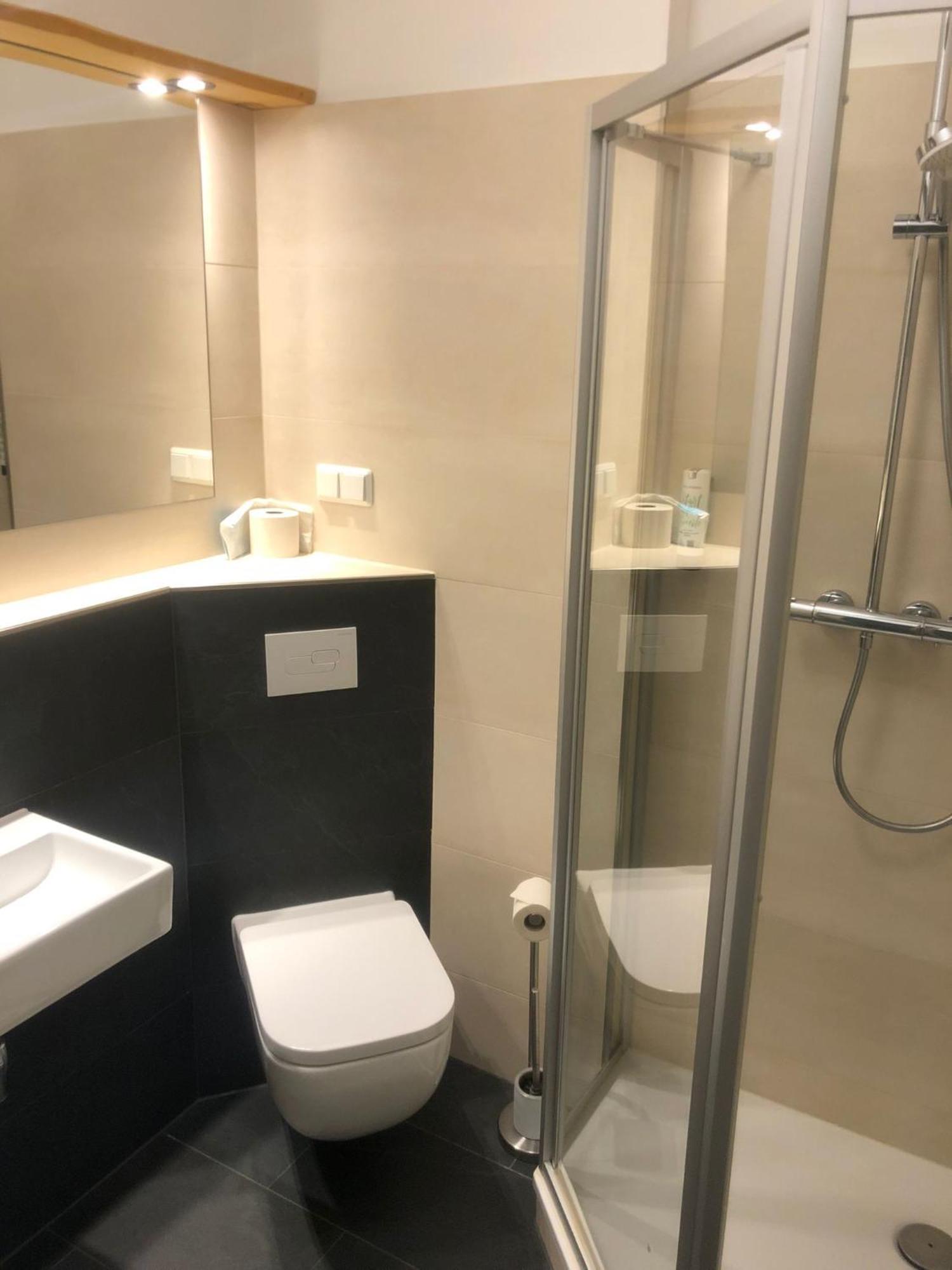 Waldhotel Am Berlin-schmoeckwitz Hotel Berlino