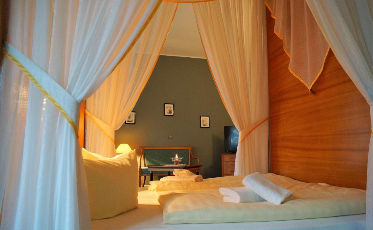 Waldhotel Am Berlin-schmoeckwitz Berlino